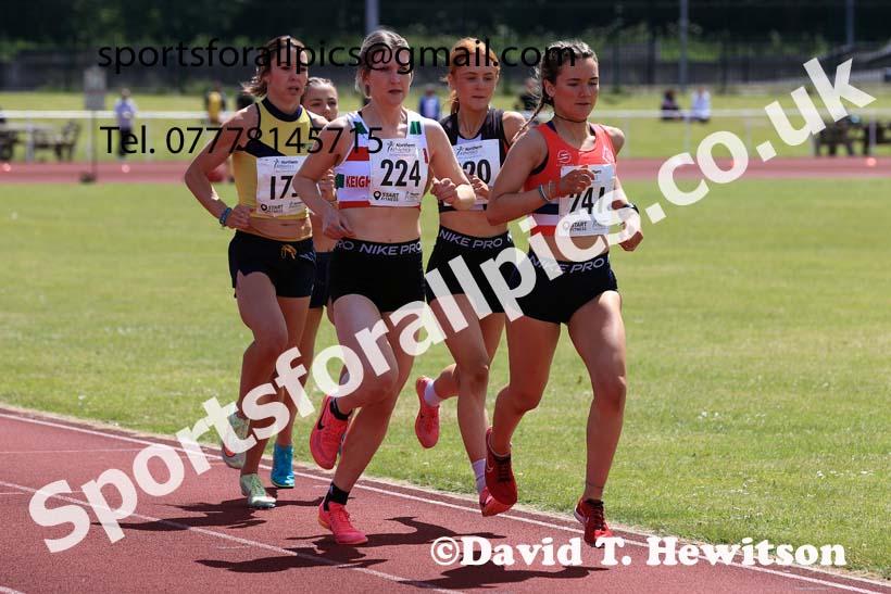 Senior Womens 1500 metres, 2024 Northern Senior and Under-20s Track and Field Champs, Middlesbrough.  Photo: David T. Hewitson/Sports for All Pics